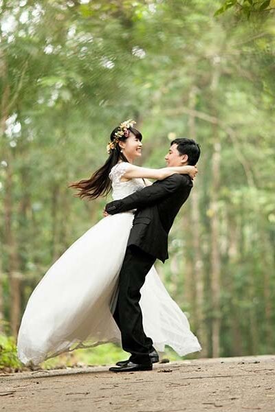 Wild Zone Weddings