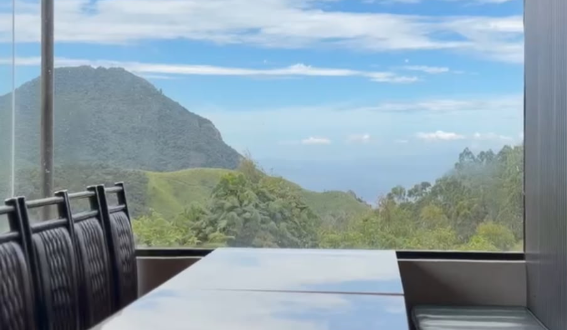 Book Safair Restaurant